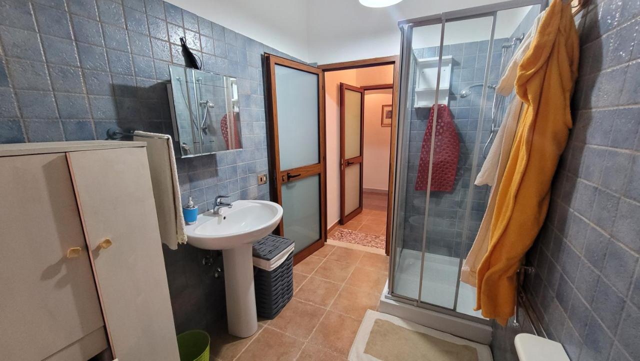 Holiday Maria Luisa Villa Galtellì Екстериор снимка