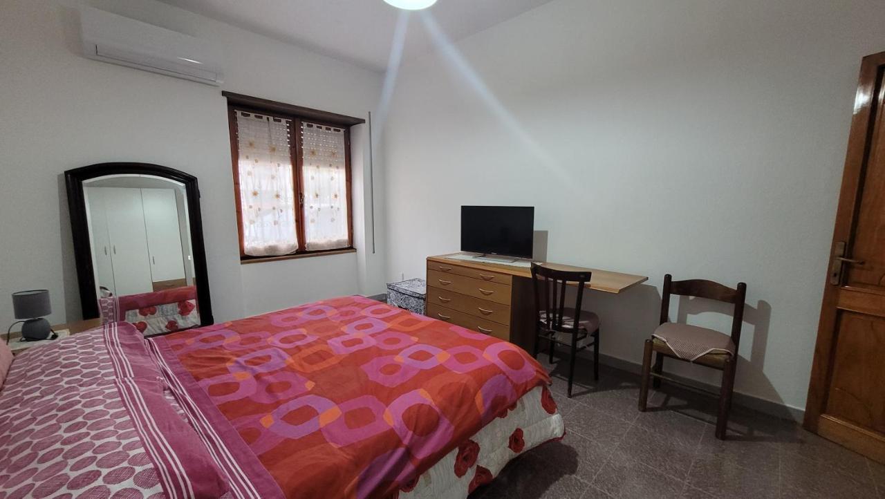 Holiday Maria Luisa Villa Galtellì Екстериор снимка