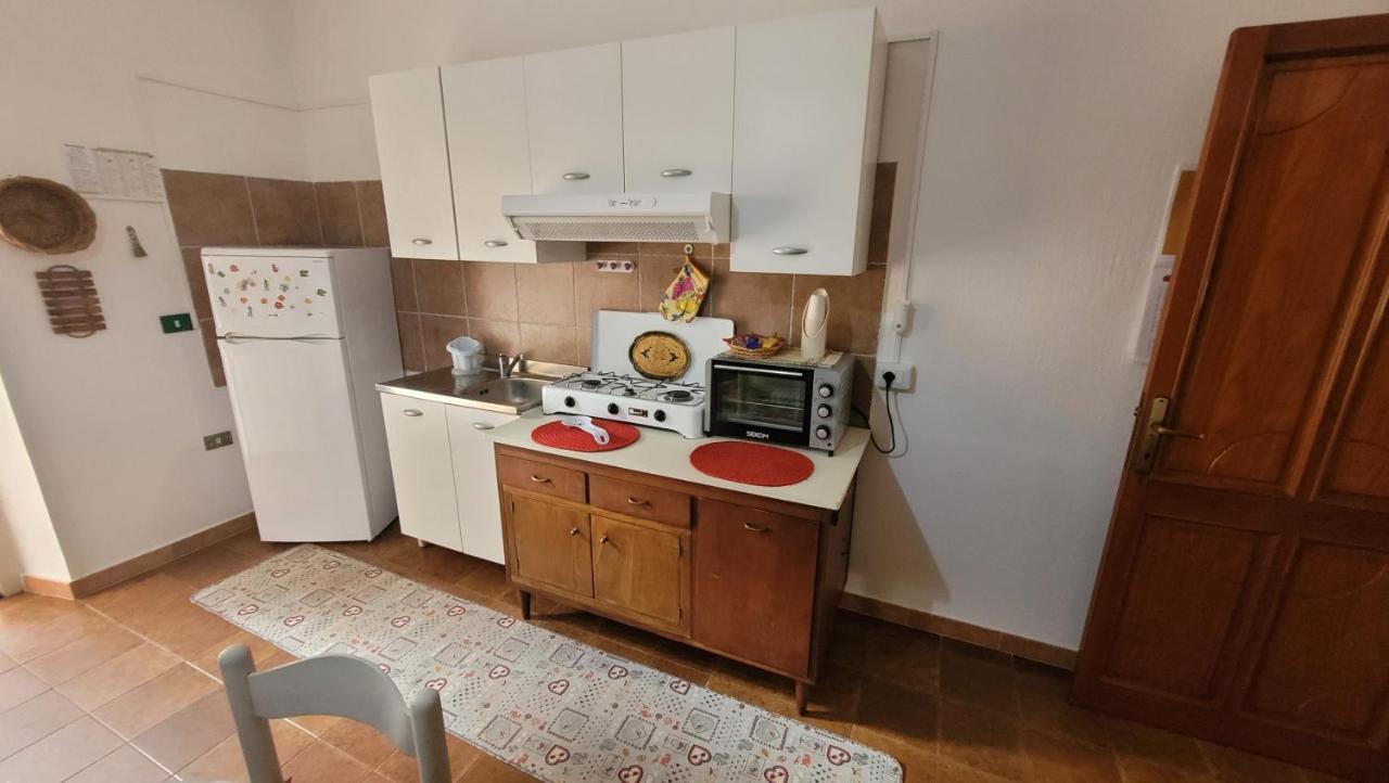 Holiday Maria Luisa Villa Galtellì Екстериор снимка